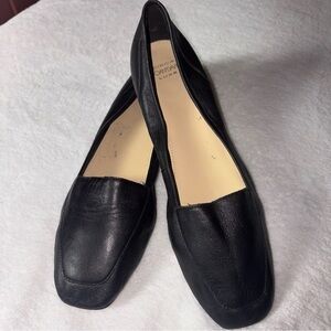 Circa Joan & David Luxe patent leather flat with leather sole, size9M